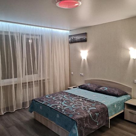 Новая Квартира На Пр. Соборном Возле Зну Zaporizhia Buitenkant foto